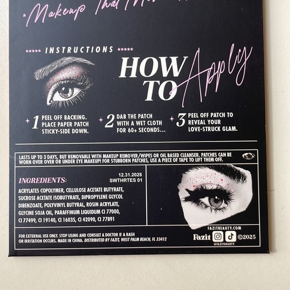 Fazit Sweetheart Eye Speckles - Temporary Tattoo for Eye Makeup - Picture 4 of 5